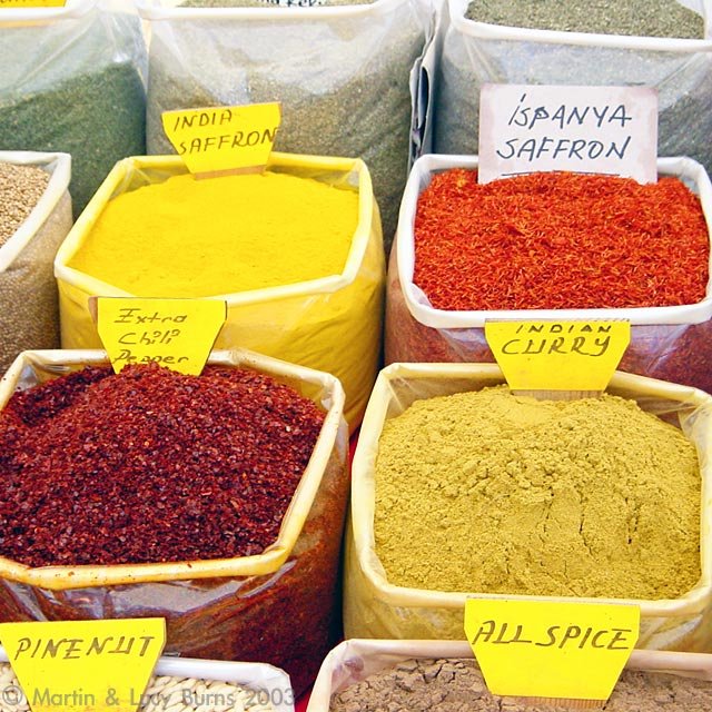 Saffron_and_other_spices_at_a_Turkish_market