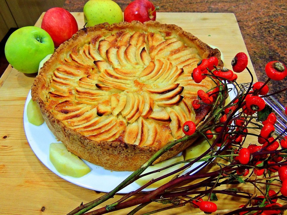 Normandskij Yabluchnij Tart Yevropejska Kuhnya Z Irinoyu Chornij